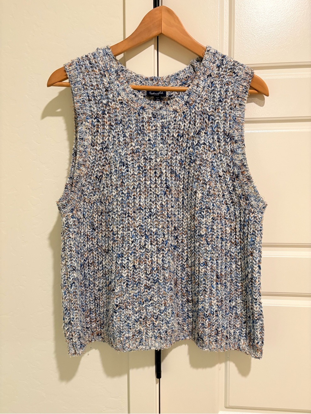 Splendid Coastal Grandma Preppy Minimalist Blue & Cream Sleeveless Sweater Knit